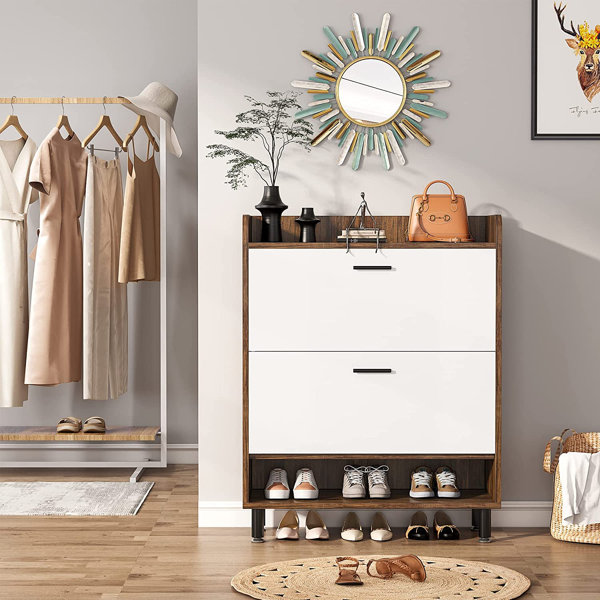 Shoe cabinet for online entryway